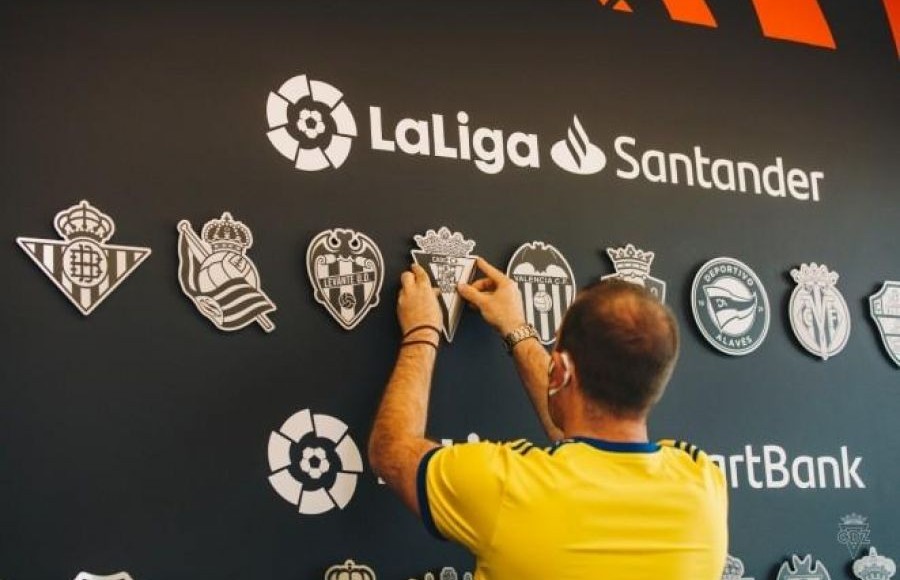 La Superliga amenaza con recortar los ingresos televisivos del Cádiz