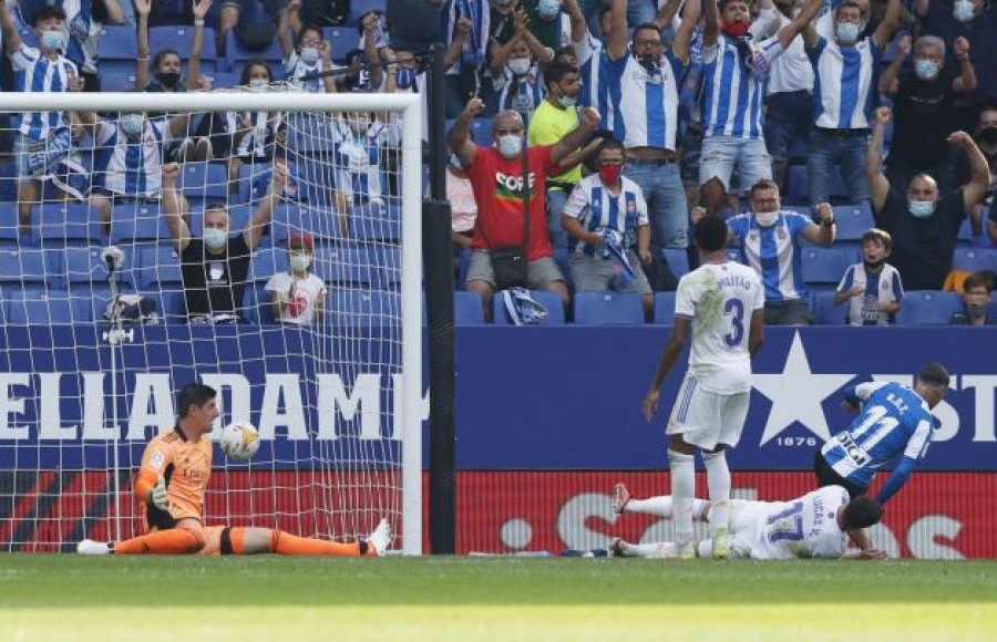 Momento del primer tanto del Espanyol ante el Real Madrid