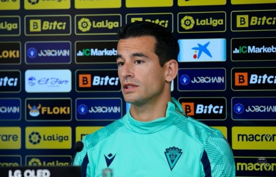 Luis Hernández en la rueda de prensa de esta mañana previa al encuentro ante el Valencia en Mestalla