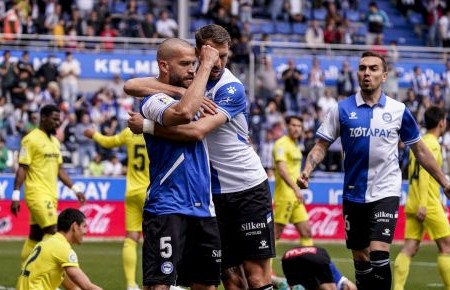 El Alavés comprime la zona baja de la tabla
